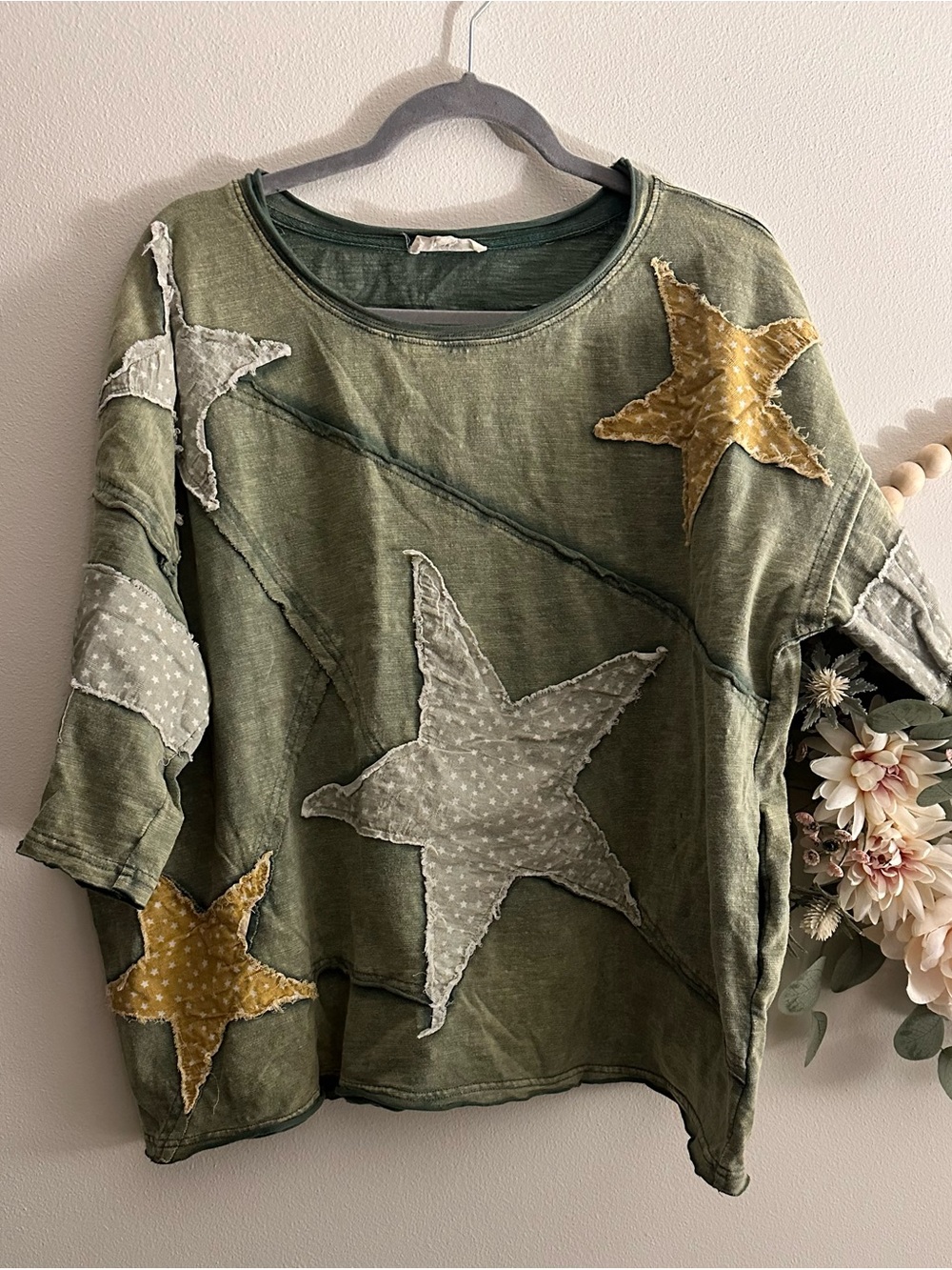 NWT Applique Star T-Shirt by Blue Velvet- S